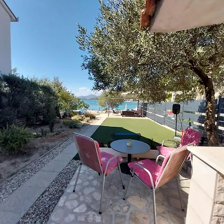 Kuca Za Odmor >maro< Apartamento Ston