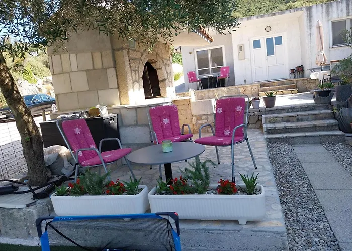 Apartment Kuca Za Odmor >maro<