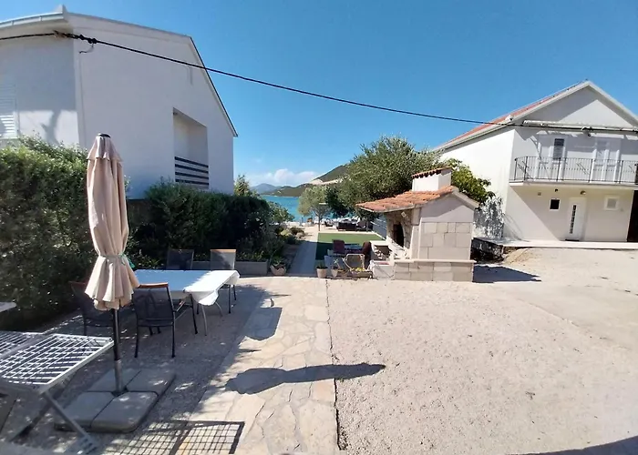 Apartment Kuca Za Odmor >maro<