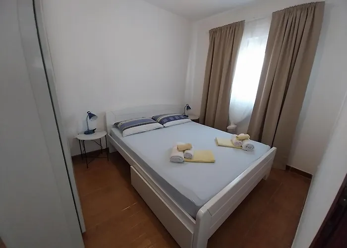 Kuca Za Odmor >maro< *